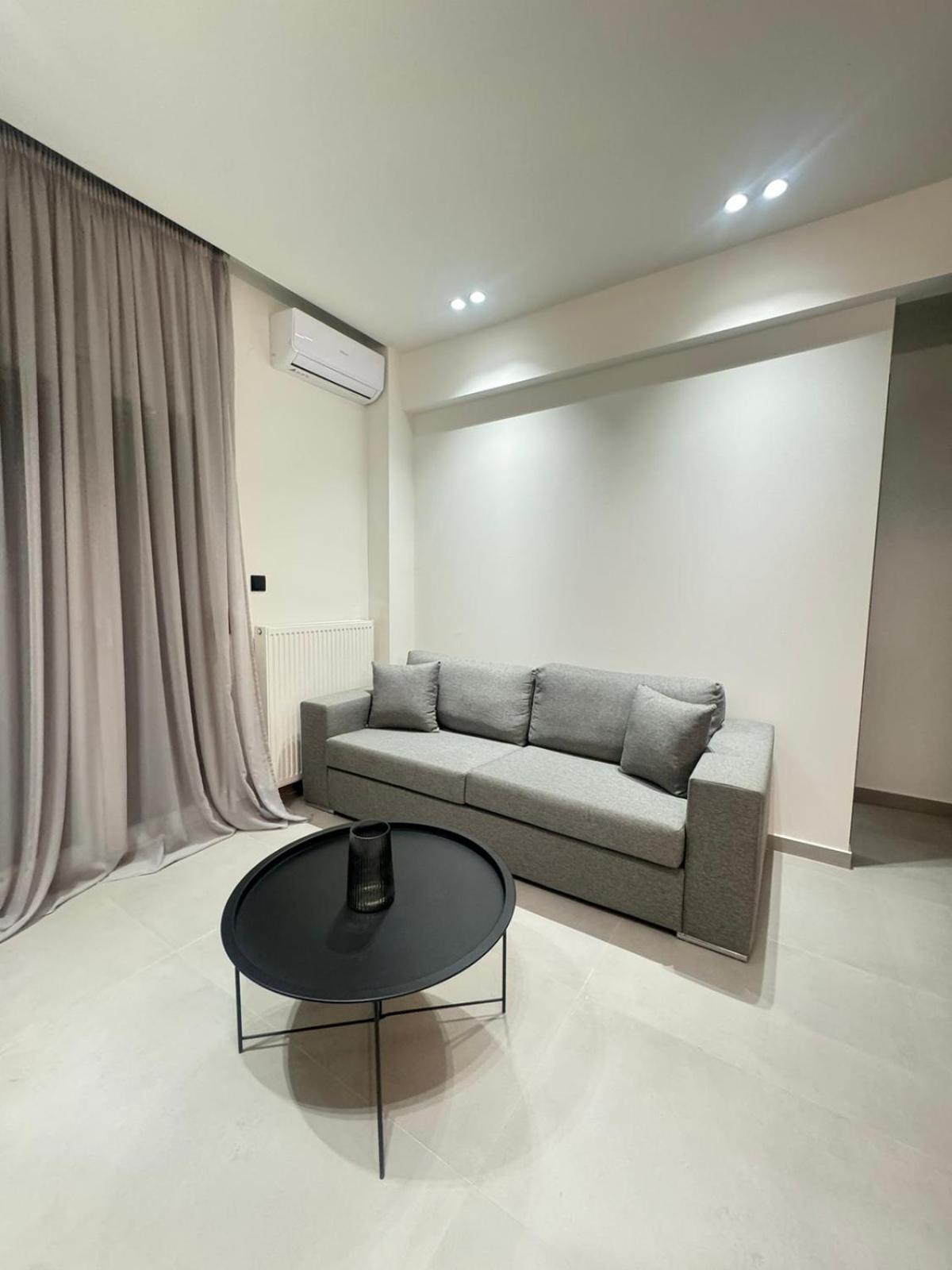 Luna-Your Urban Stay Thessaloniki Exterior foto
